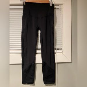 Lululemon All the right places leggings size 4, cropped, worn once